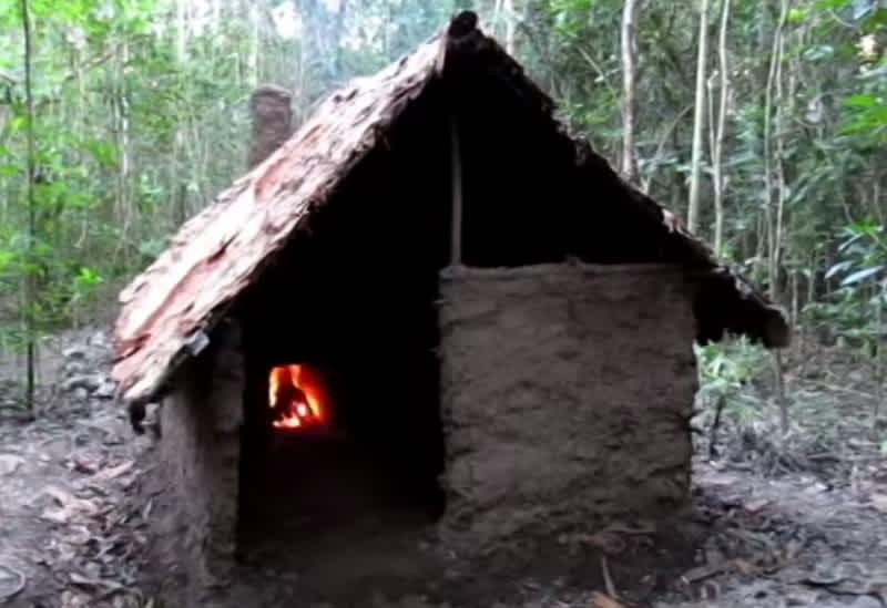 Video: How to Build a Long-term Survival Shelter with No Tools