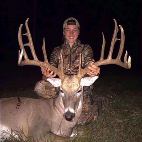 14-year-old Bags Potential Oklahoma Women’s Record Buck