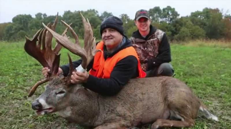 Hunter Who Bagged the “Largest Buck on Video” Charged with Baiting