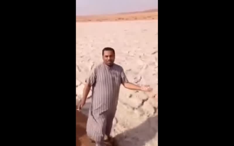 Video: Bizarre “River of Sand” Flowing in Saudi Arabia