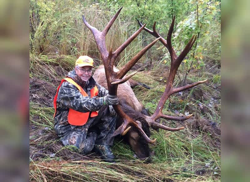 Officials Confirm New Kentucky State Record Elk