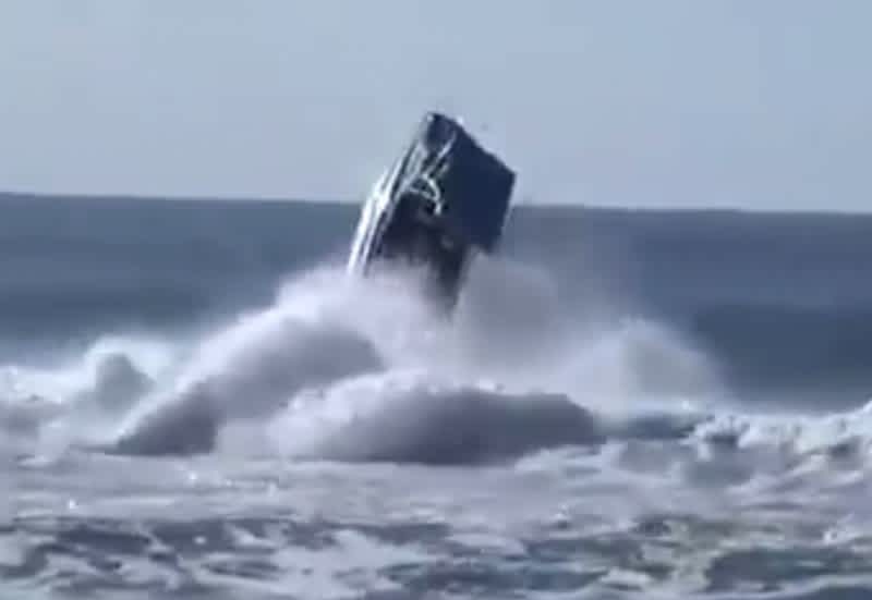 Video: Anglers’ Boat Flies into Air after Tackling Wave