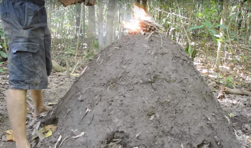 Video: Primitive Technology is Back With a Do-It- Yourself Charcoal Tutorial