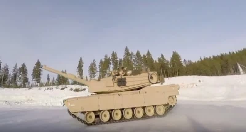Video: Drifting a 68-ton M1A1 Abrams Tank