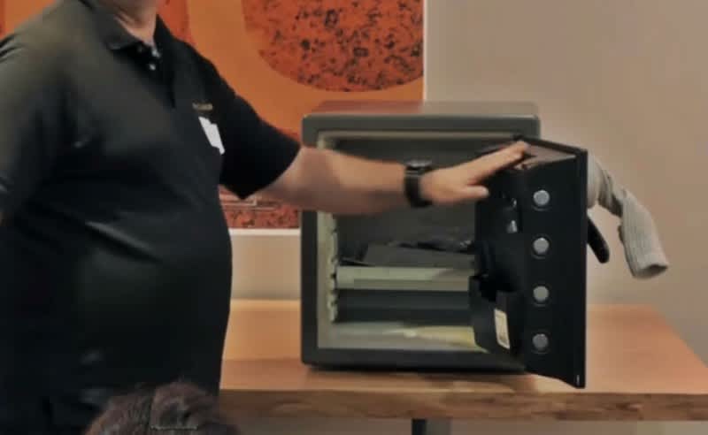 Video: How to Open a Sentry Safe in Less Than 5 Seconds