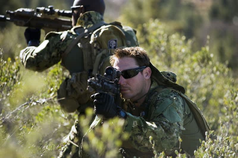 Are US Navy SEALs Running Out of Combat Rifles? Forced to Share, Says SEALs