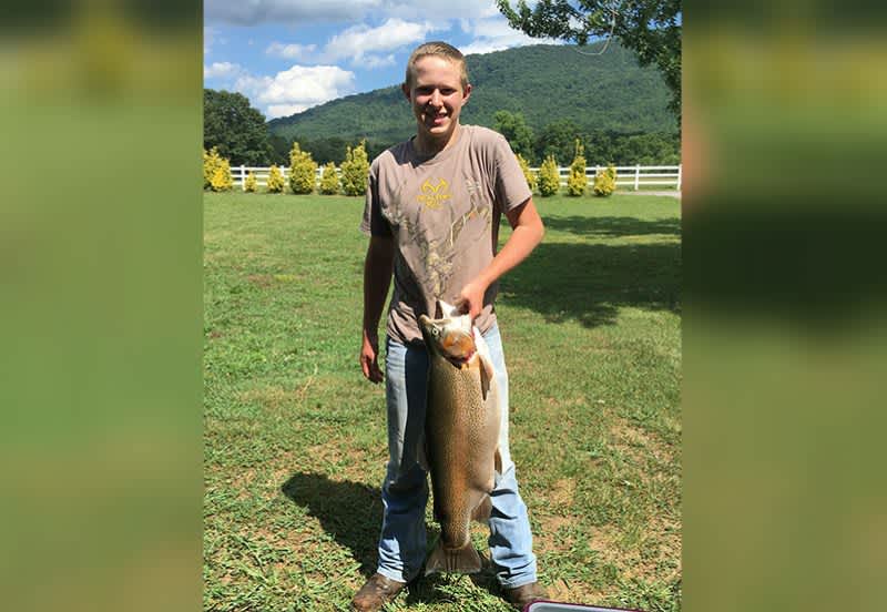 15-year-old Angler Sets New Rainbow Trout Record for Tennessee