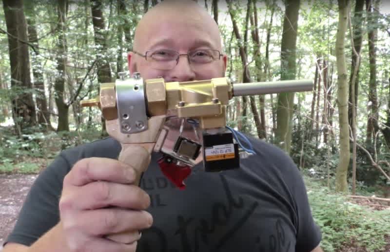 Video: Ridiculously Powerful Pistol Size Pneumatic Arrow Launcher