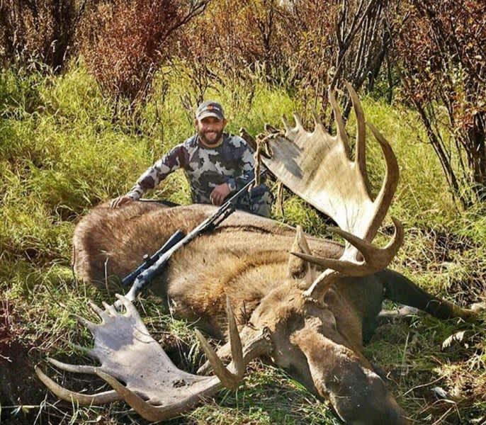 Video: Chad Mendes Takes You Along on His Alaska Moose Hunt