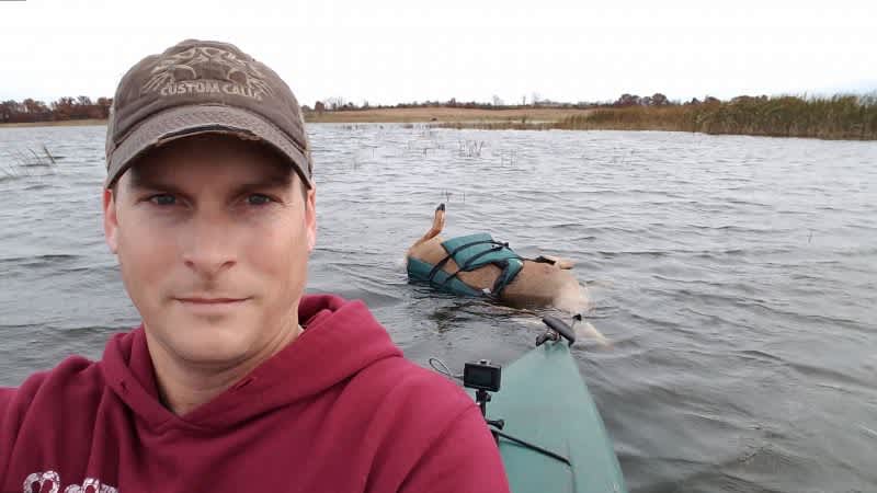 Innovative Way to Haul Out a Deer Via Kayak