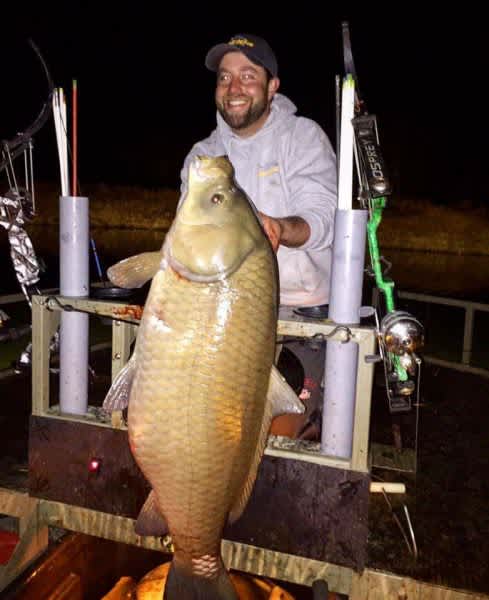 Son of Bass Pro Shops Founder Shoots State Record Fish