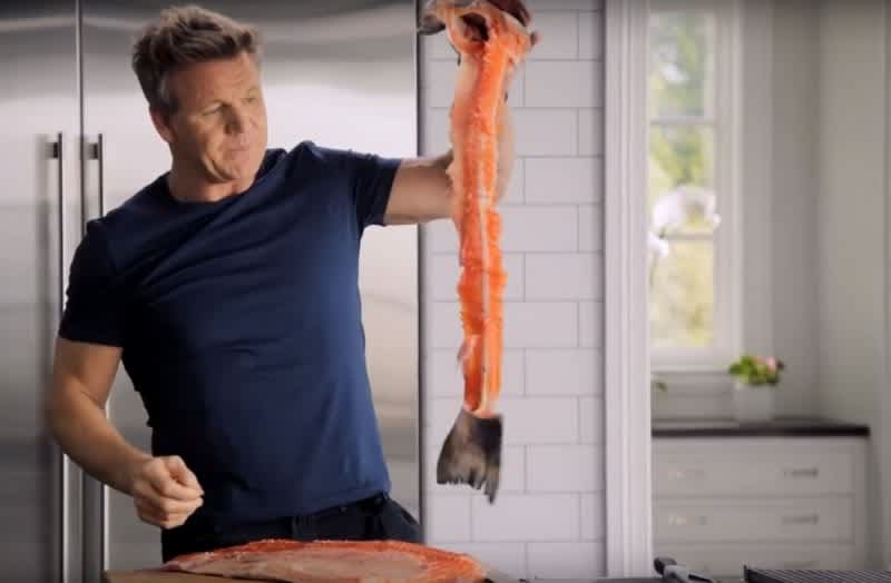Video: Gordon Ramsay Shows How To Fillet A Fish The Right Way