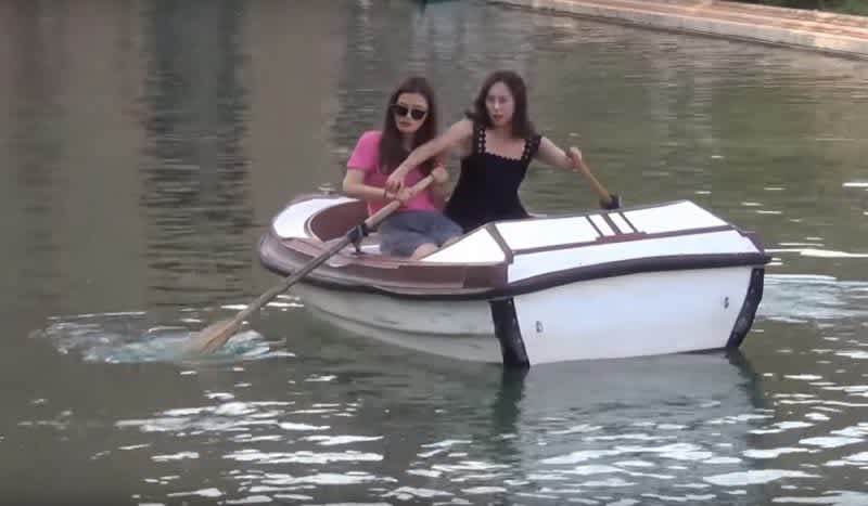 Epic Fail Video: Two Girls Can’t Figure Out How a Row Boat Works