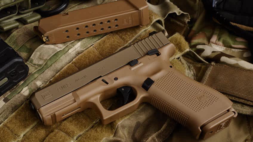 Photos: Glock’s Army Pistol Contest Entries the Glock 19 MHS and Glock 23 MHS
