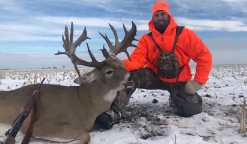 Hunter Shoots Once-in-a-Lifetime, 30-Point North Dakota Whitetail