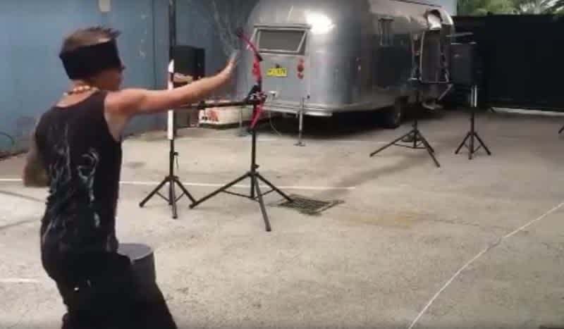 Video: Archer Snags Arrow Out of Mid Air