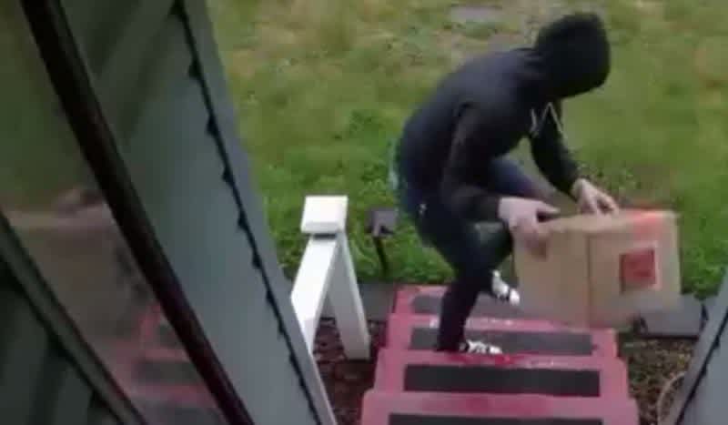 Video: Man Rigs 12 Gauge Shotgun Shell Trap to Stop Package Thieves