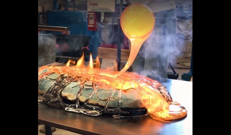 Video: You Can Bet Gordon Ramsay Doesn’t Approve of This Fish Cooked in Molten-Glass