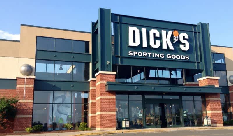 Dick’s Sporting Goods Plans to Remove Hunting Gear from 440 Stores