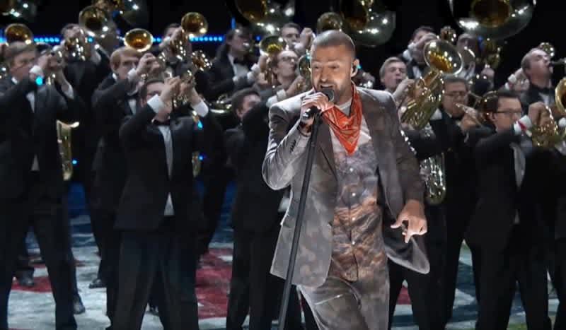 Video: Justin Timberlake’s Elk Shirt was the Highlight of His Super Bowl Halftime Show