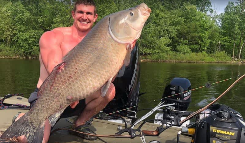 Video: Josh Bowmar is Now the Holder of a New Ohio Bowfishing State Record