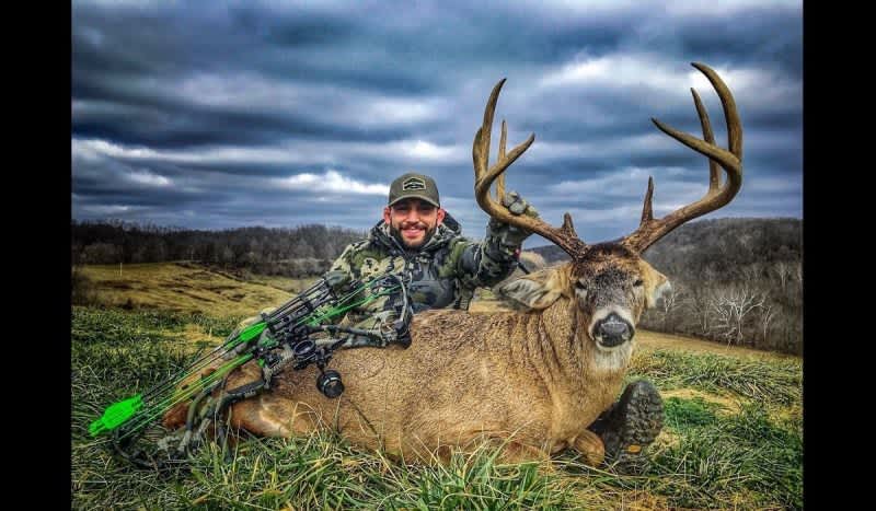 Video: Chad Mendes Caps His 2018 Archery Season With Mature Ohio Whitetail