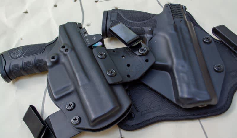 How to Carry a Full-Size Handgun, Even in the Summer