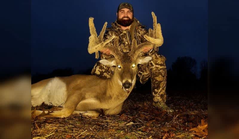 Cryptorchid Buck: Tennessee Hunter Shoots Whitetail With Cryptorchidism