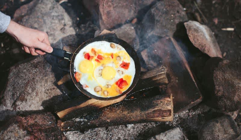 The Best Grill Pans for Campfire Cooking