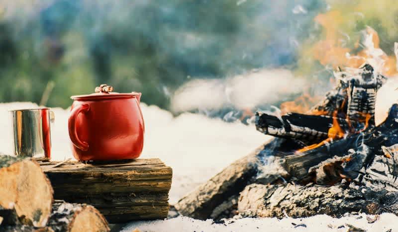 OutdoorHub’s List of Must-Have Items for Your Winter Campfires
