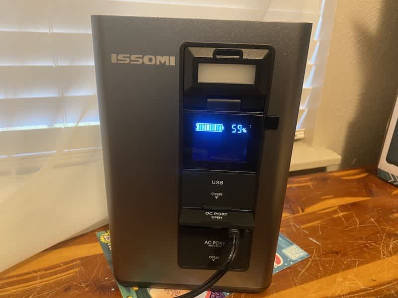 Review – 296Wh Waterproof Portable Power Station by Issomi