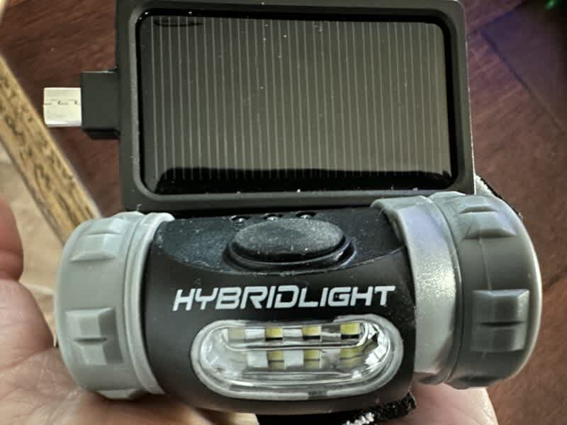 Review: HYBRIDLIGHT Solar Headlamp