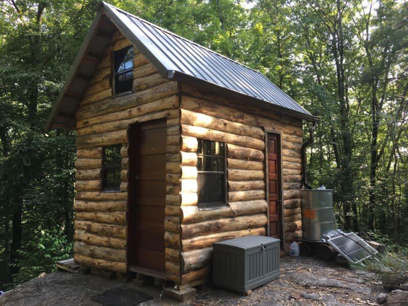A Different Way To Build Your Off-Grid Log Cabin