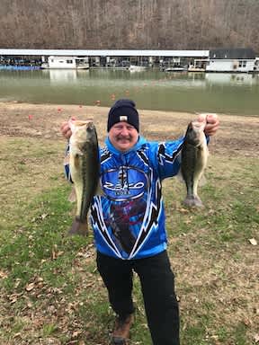Kentucky Largemouth Bass Moving Up for the Spawn