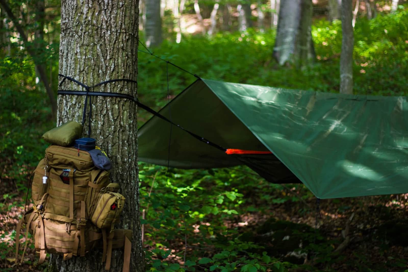 How to Build the Ultimate Outdoor Survival Kit