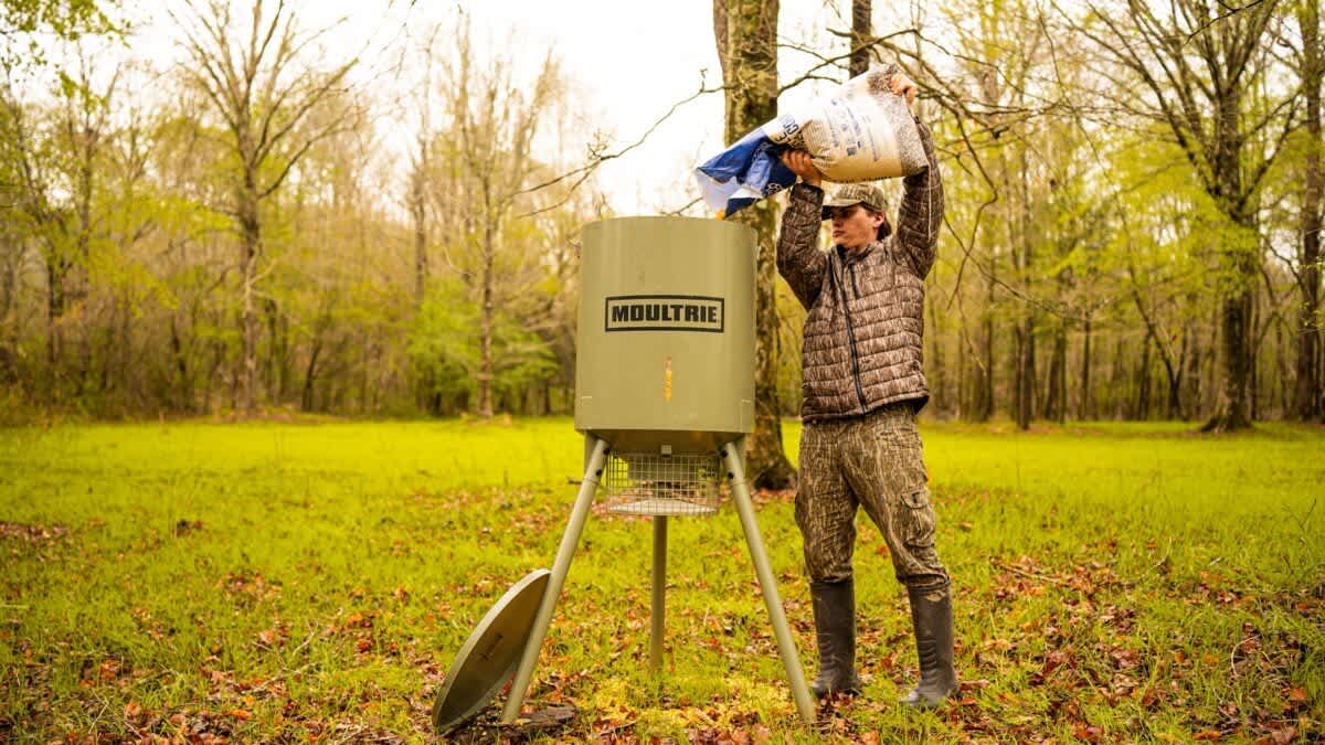 NEW Moultrie Metal Feeders Debuted in 4 Unique Options for Wild Game