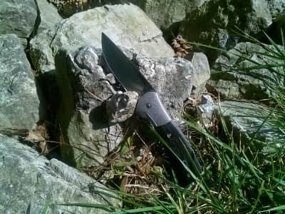Warning: the Paradigm does not cut rocks. It probably could, but it prefers not to.