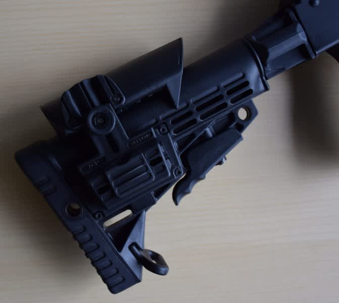 The sturdy CBS 16 buttstock.