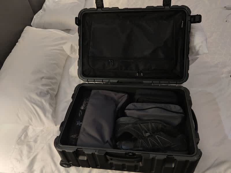 Pelican EL27 Elite Luggage