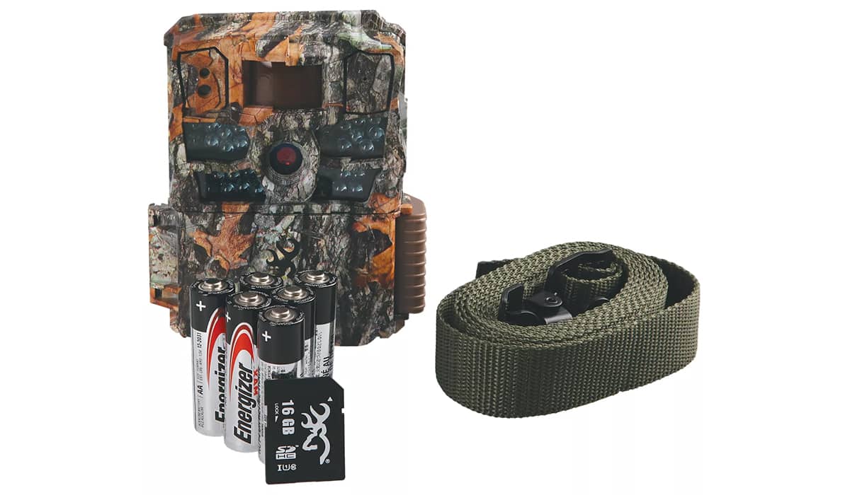 Browning Strike Force HD MAX 26LC Trail Camera Combo