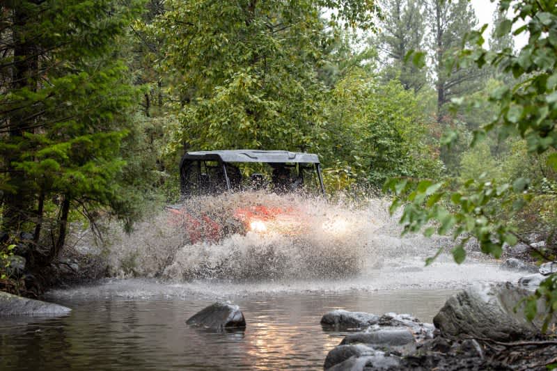 OutdoorHub First Look: The New Six-Seater Honda Pioneer 1000-6 Deluxe Crew SXS Driving Impressions(Part 2 of 2)